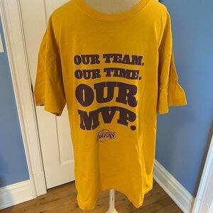 Los Angeles Lakers Throwback TShirt Size Large